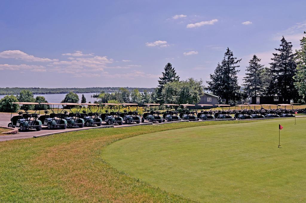 Eganridge Resort, Golf Club & Spa Bobcaygeon Esterno foto