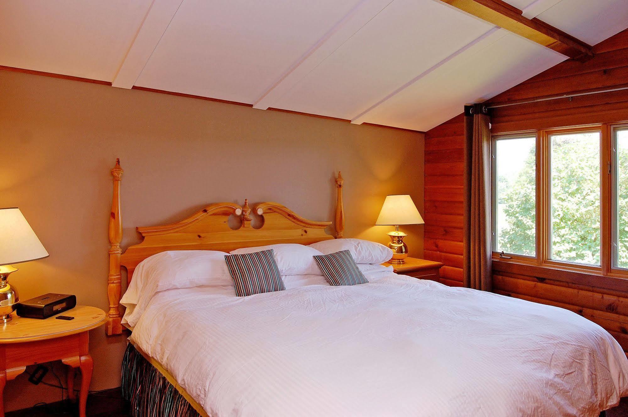 Eganridge Resort, Golf Club & Spa Bobcaygeon Esterno foto