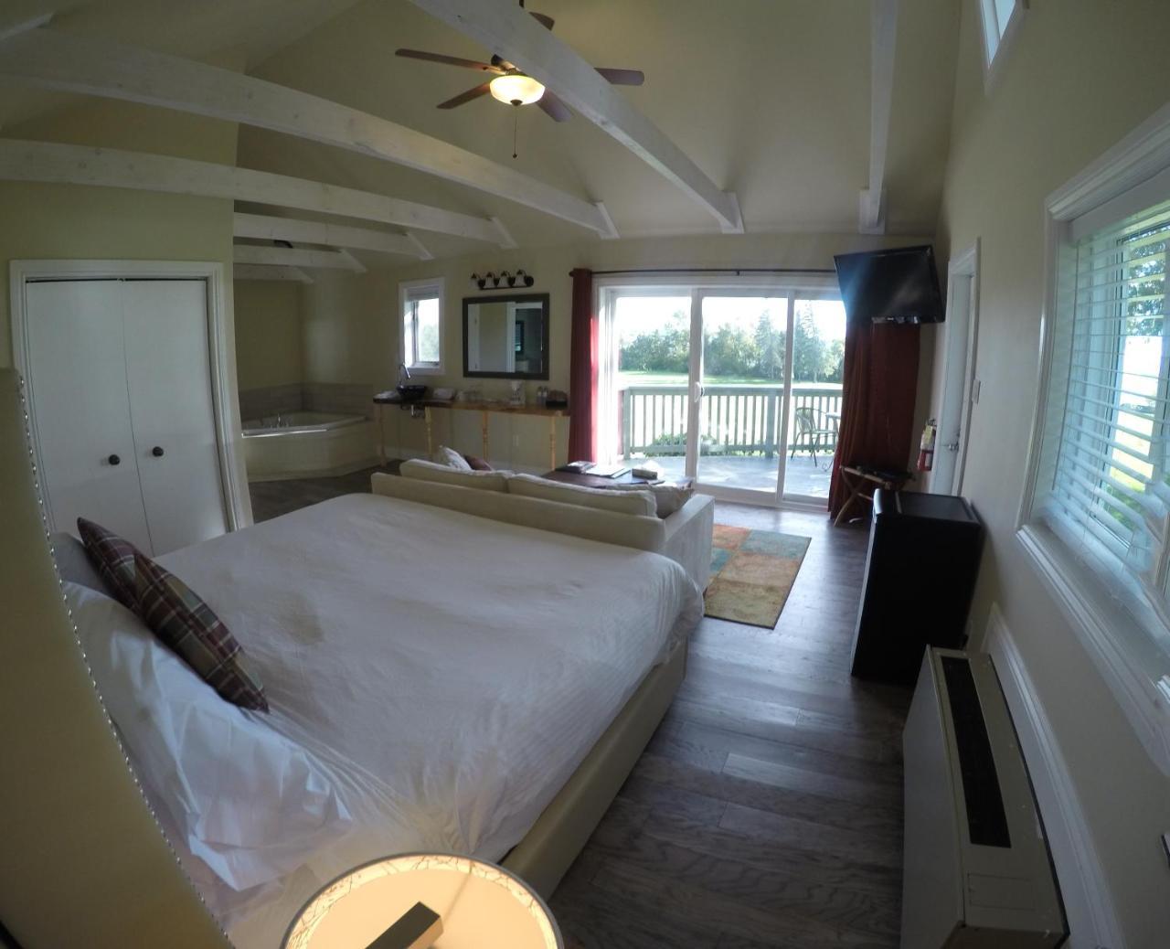 Eganridge Resort, Golf Club & Spa Bobcaygeon Esterno foto